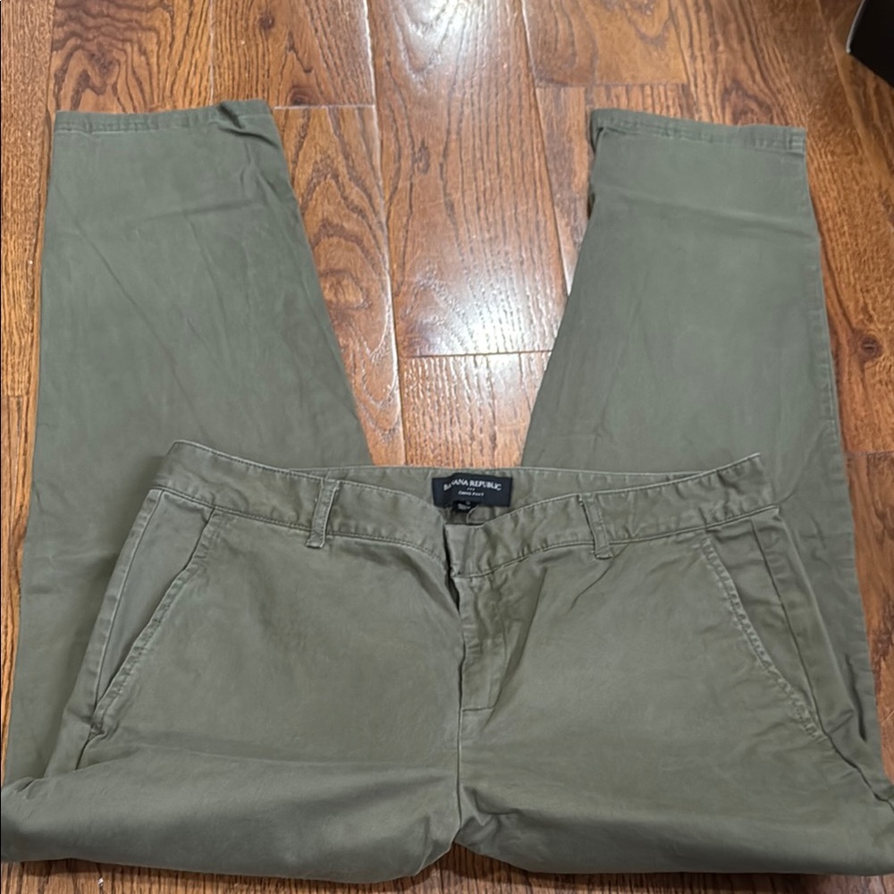 Banana Republic Chino Pants